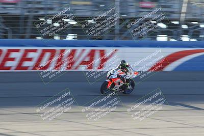 media/Nov-26-2022-Fastrack Riders (Sat) [[b001e85eef]]/Level 3/Session 1 Front Straight/